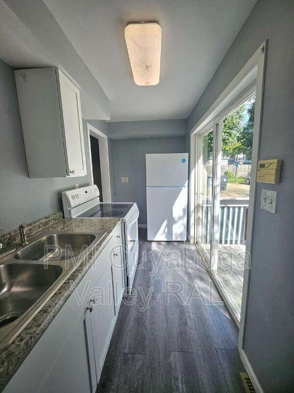 243 19th St Nw - Photo 6 of 22