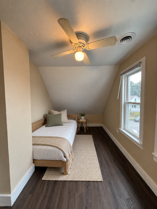 904 Swift Ave - Photo 3 of 11