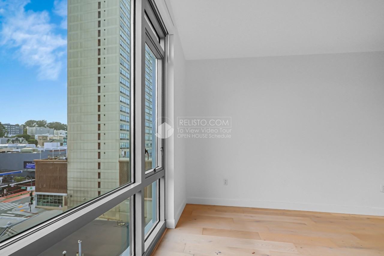 1545 Pine St #905 - Photo 7 of 32