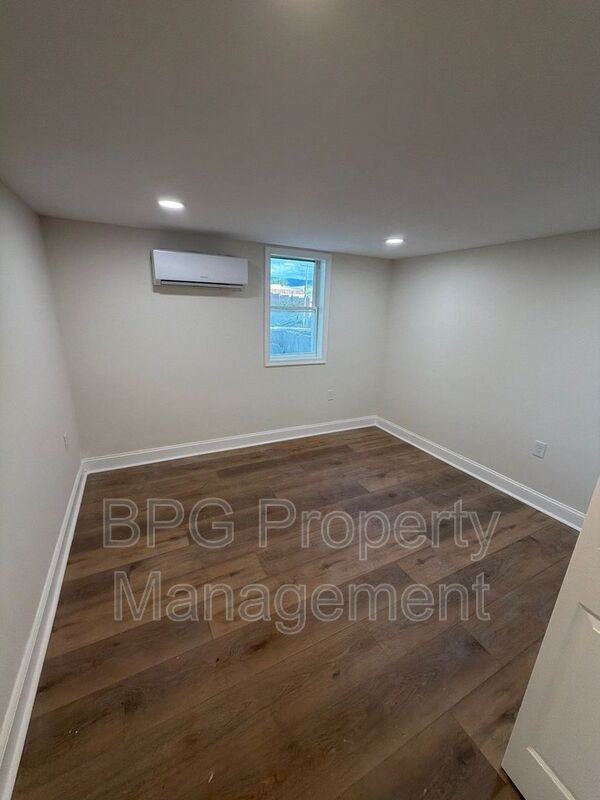 204 N Muhlenberg St #B - Photo 6 of 8