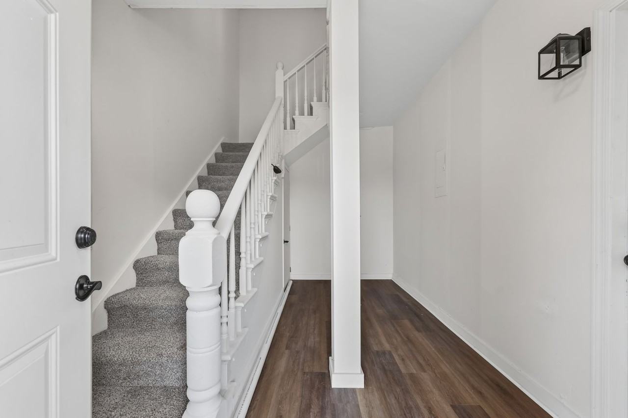 Forest St - 809 (x4) - Photo 6 of 50