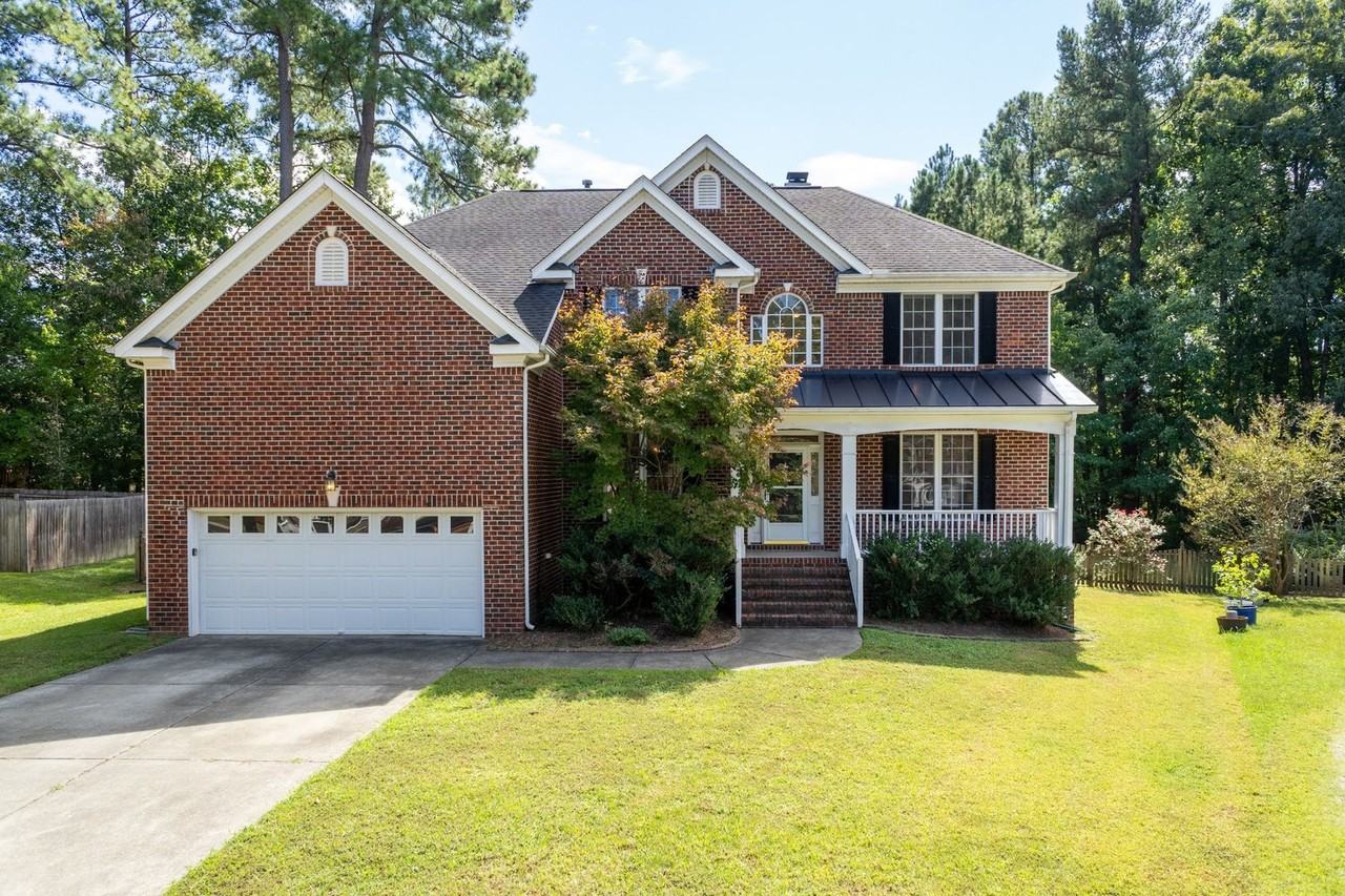 1006 Goldenview Ct - Photo 2 of 39