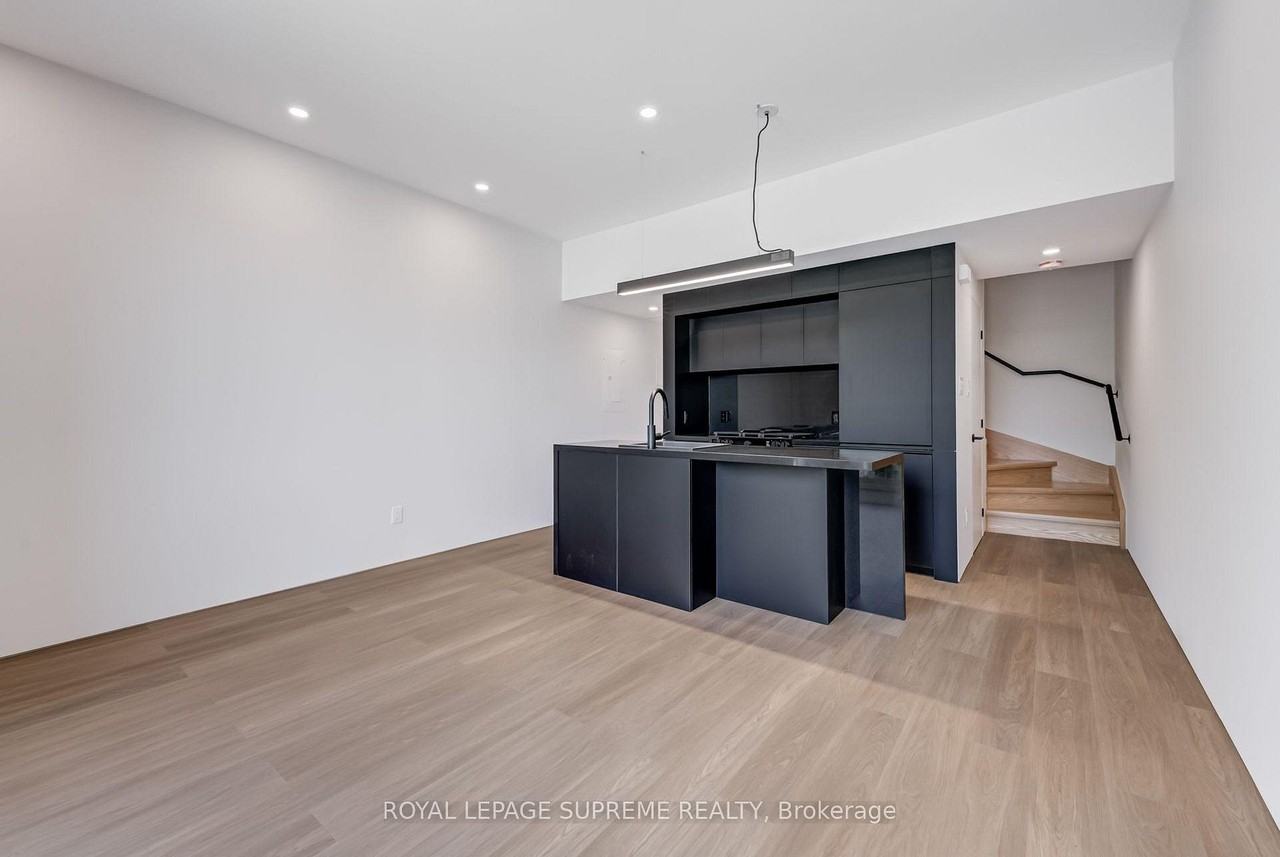 101 Bernice Crescent #3 - Photo 7 of 24