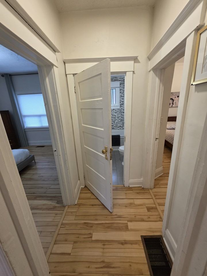 Meaford Avenue - Photo 6 of 12