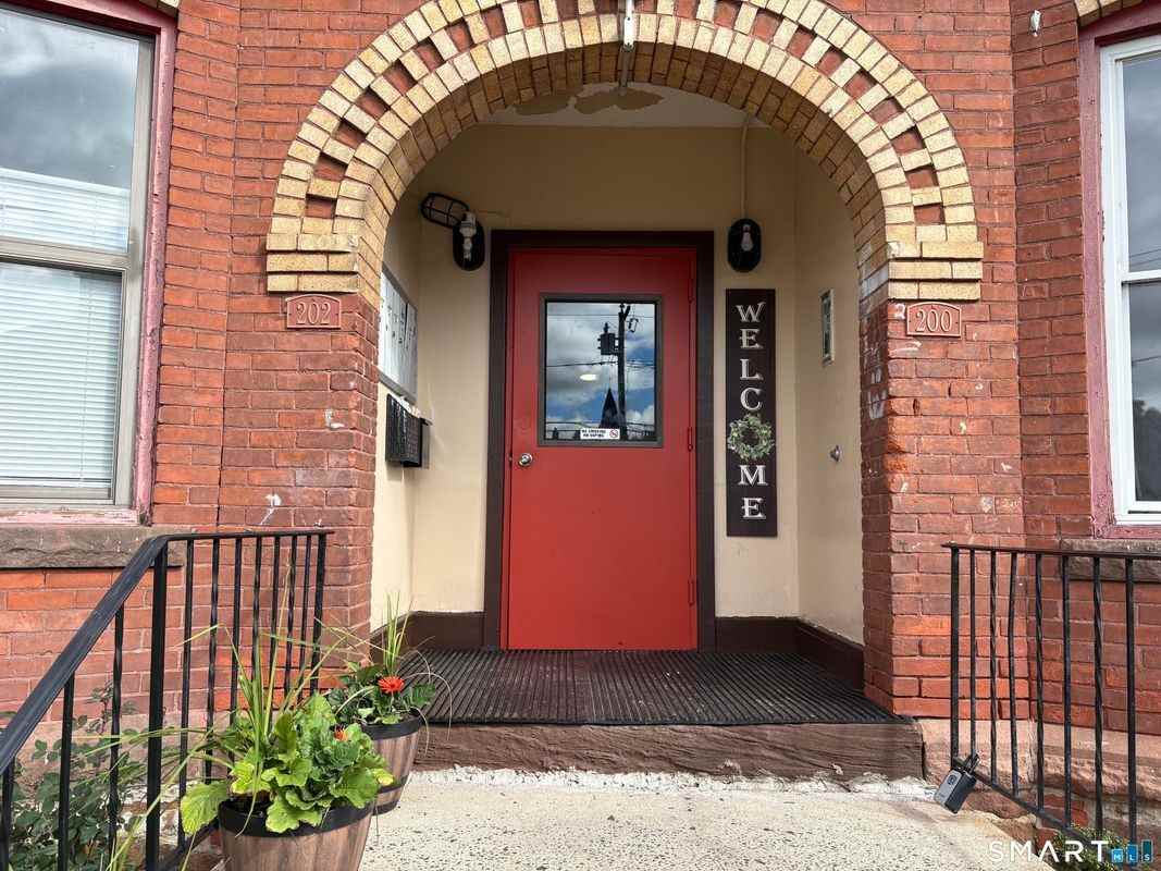 202 Bellevue St ##A