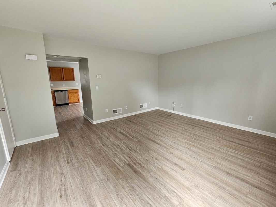 46 E Gay St - Photo 4 of 10