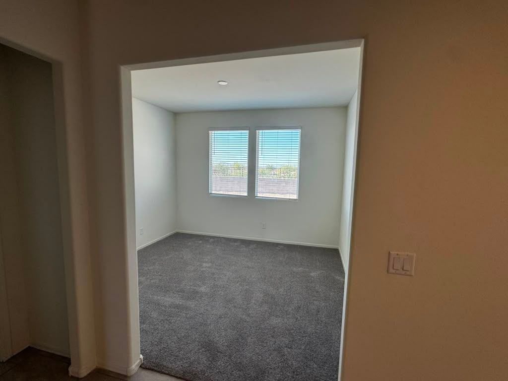 1165 W Beacon Ct - Photo 6 of 28