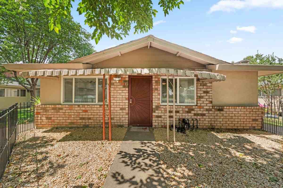 10819 Coloma Rd - Photo 2 of 18