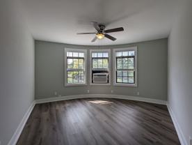 725 Saint Johns Ave - Photo 1 of 1
