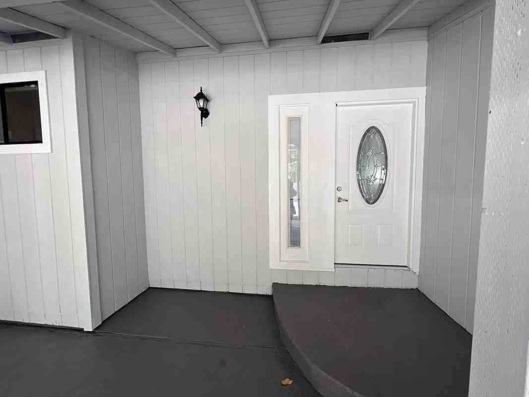 2941 Sunset Ln - Photo 2 of 13