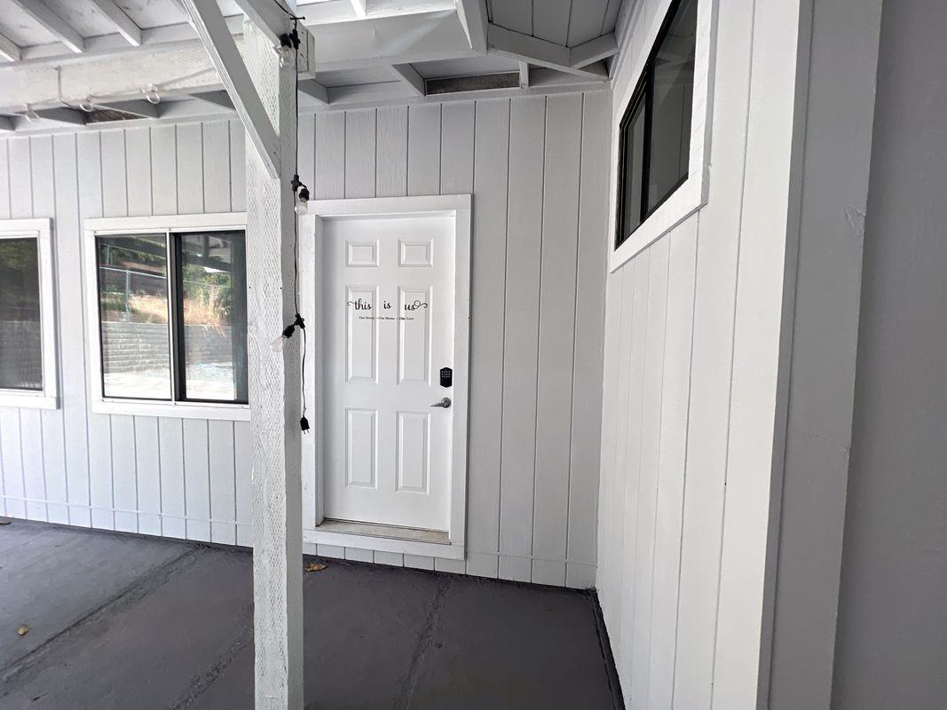 2941 Sunset Ln - Photo 3 of 13