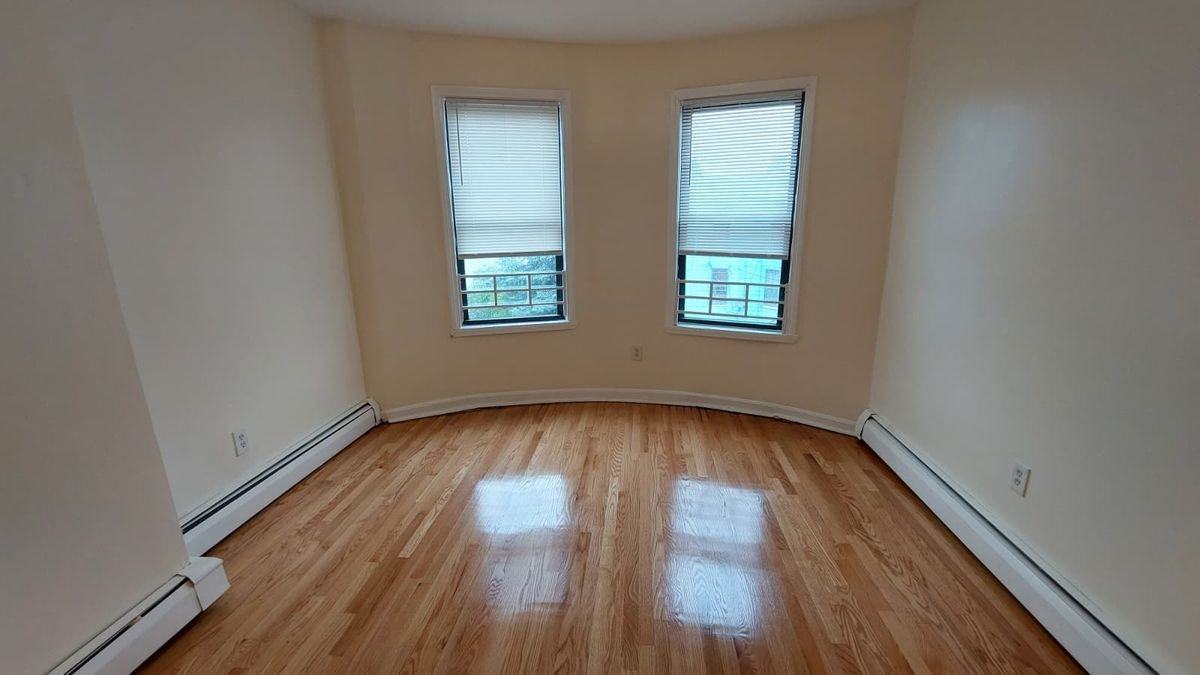 1 Leyland St - Photo 7 of 22