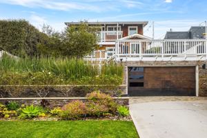 featured image of 2520 Cliff Dr