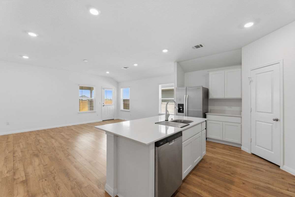 17917 Purple Top Ln - Photo 2 of 6