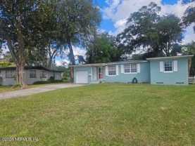 1729 Embassy Dr - Photo 1 of 1