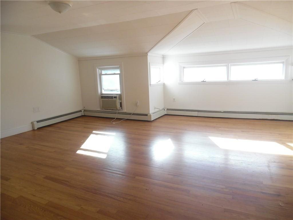 54 Wood St ##3 - Photo 4 of 11