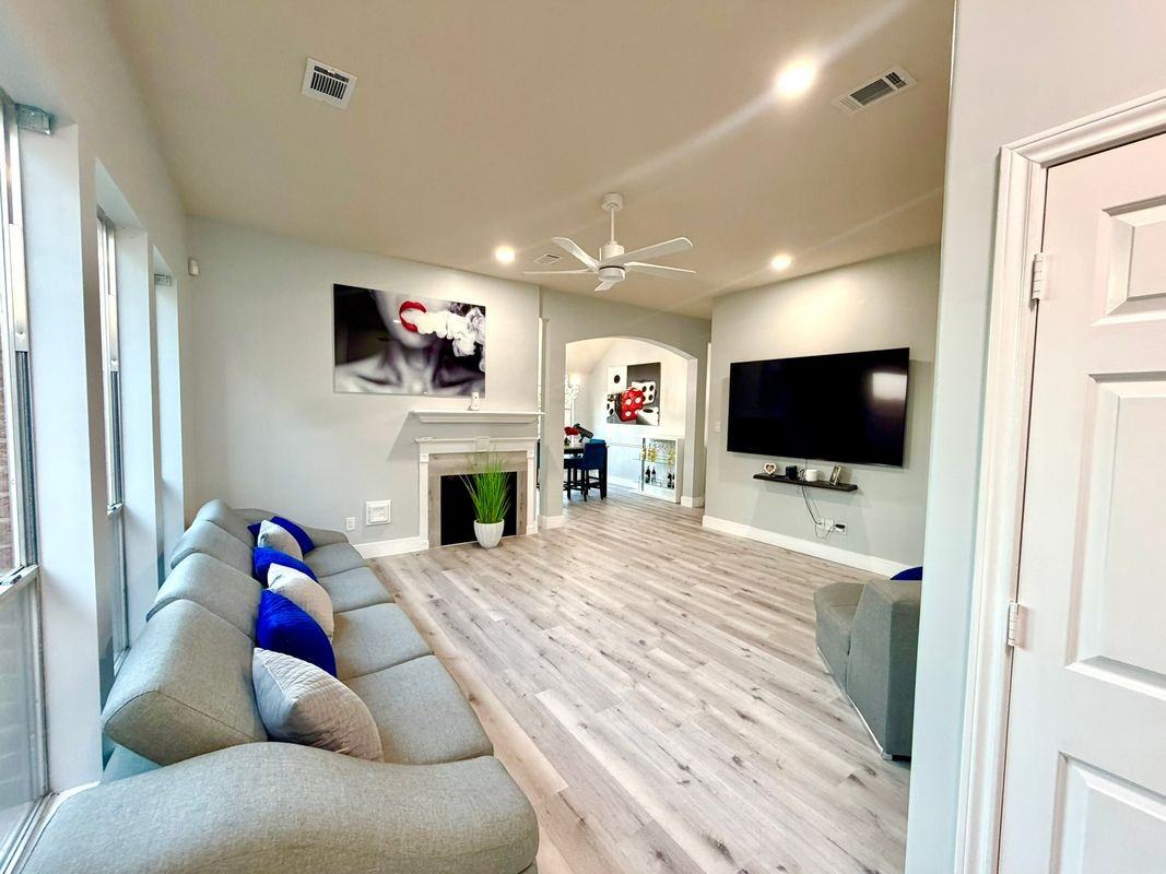 5934 Brenwood Glen Trl - Photo 3 of 14