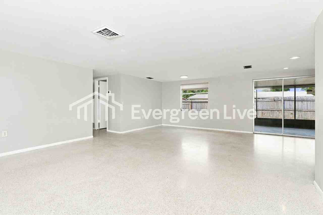 3011 Matchlock Dr - Photo 3 of 15