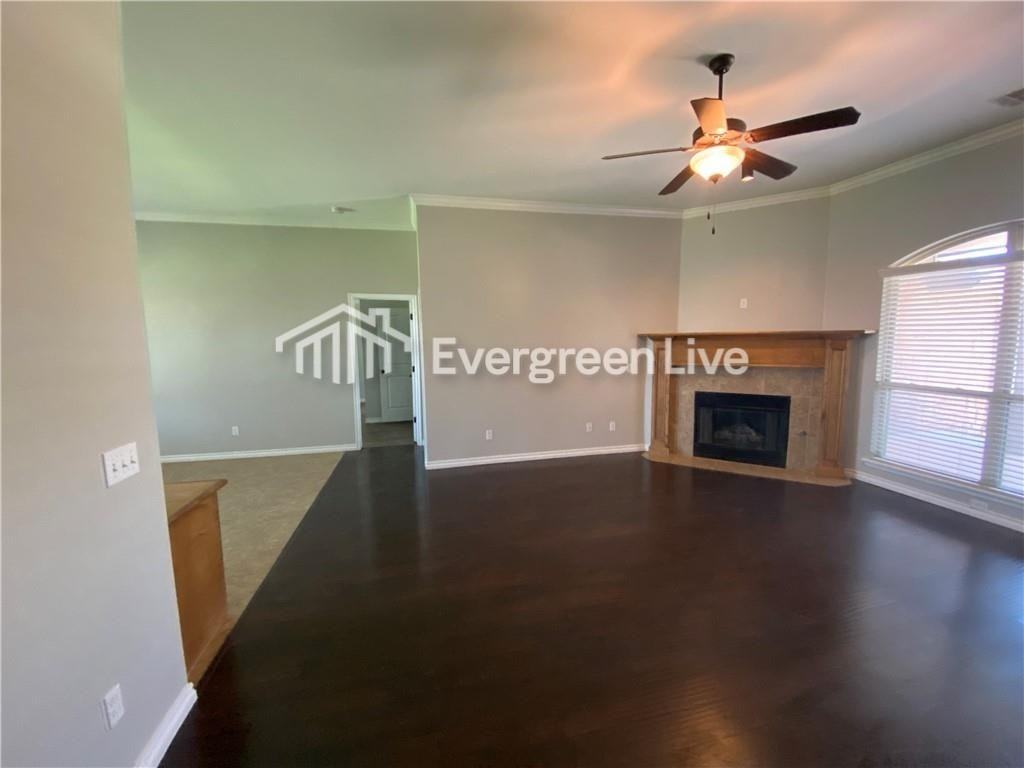 11305 Nw 98th St - Photo 3 of 7