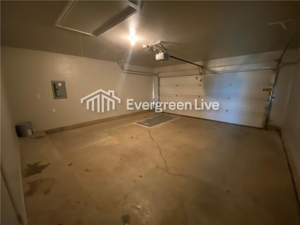 11305 Nw 98th St - Photo 6 of 7