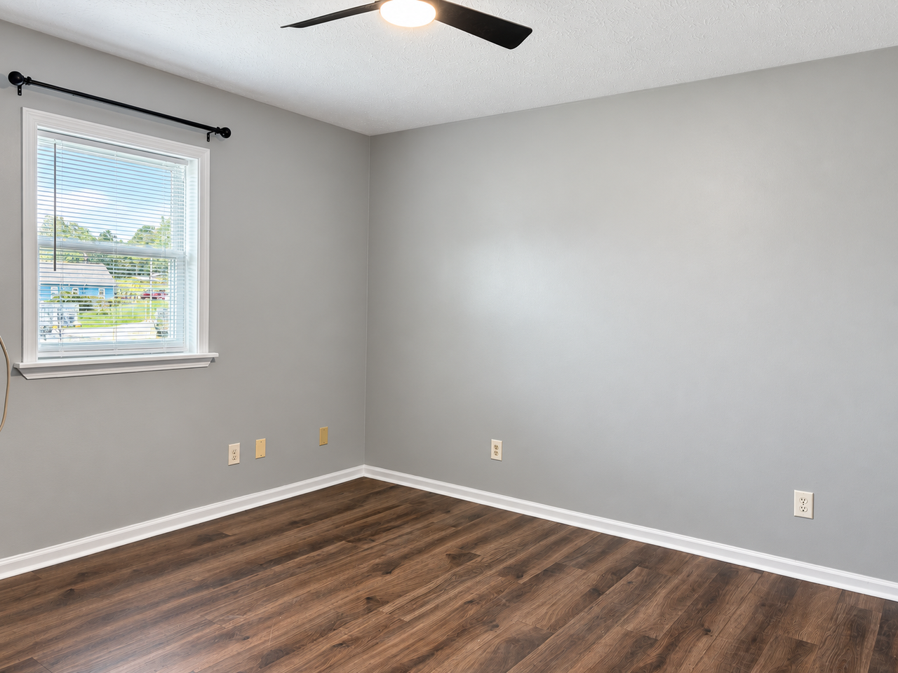 40 Wildwood Dr #104 - Photo 4 of 8