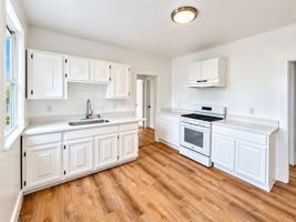 featured image of 96 Webster Ave #3