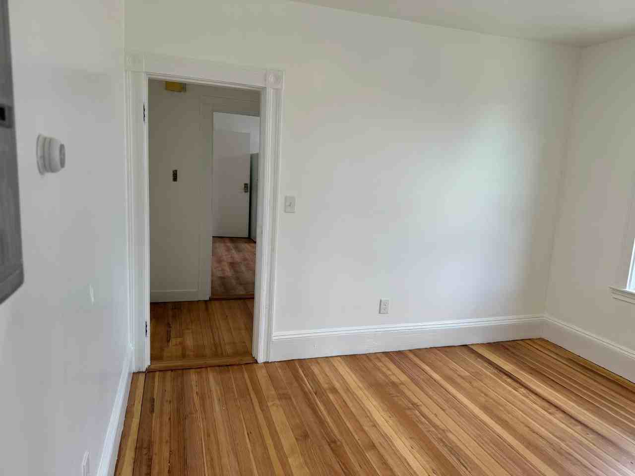 96 Webster Ave #3 - Photo 7 of 8