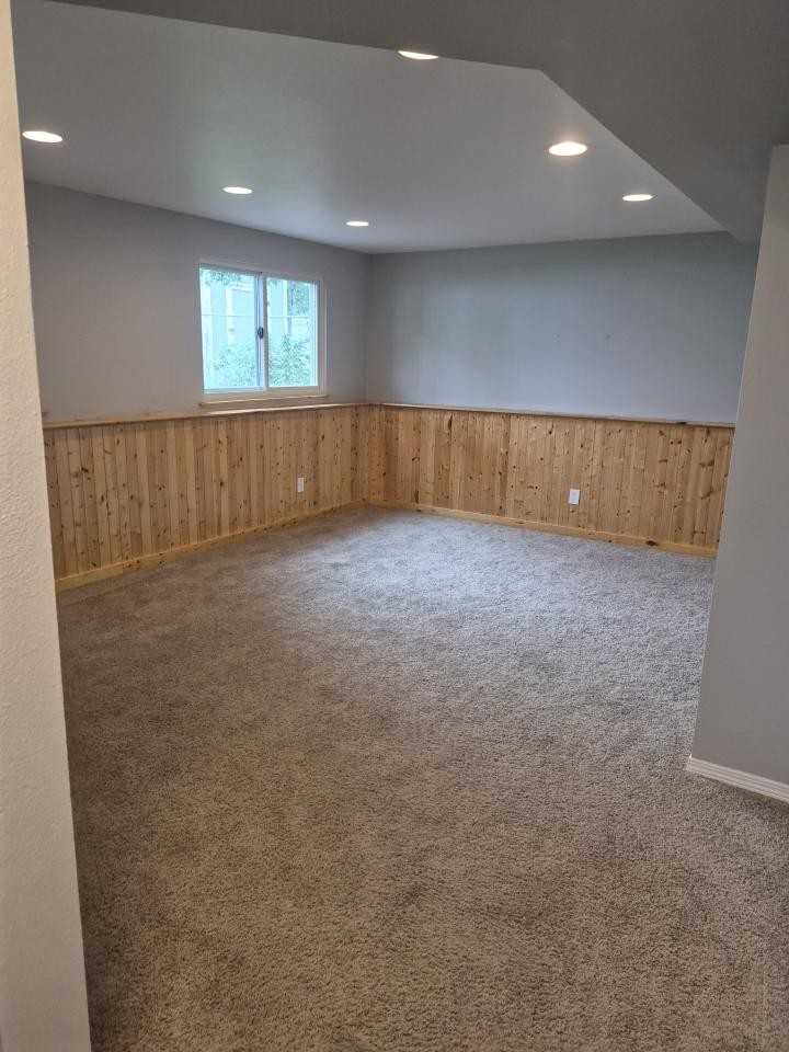1145 Hemingway Ave - Photo 5 of 10