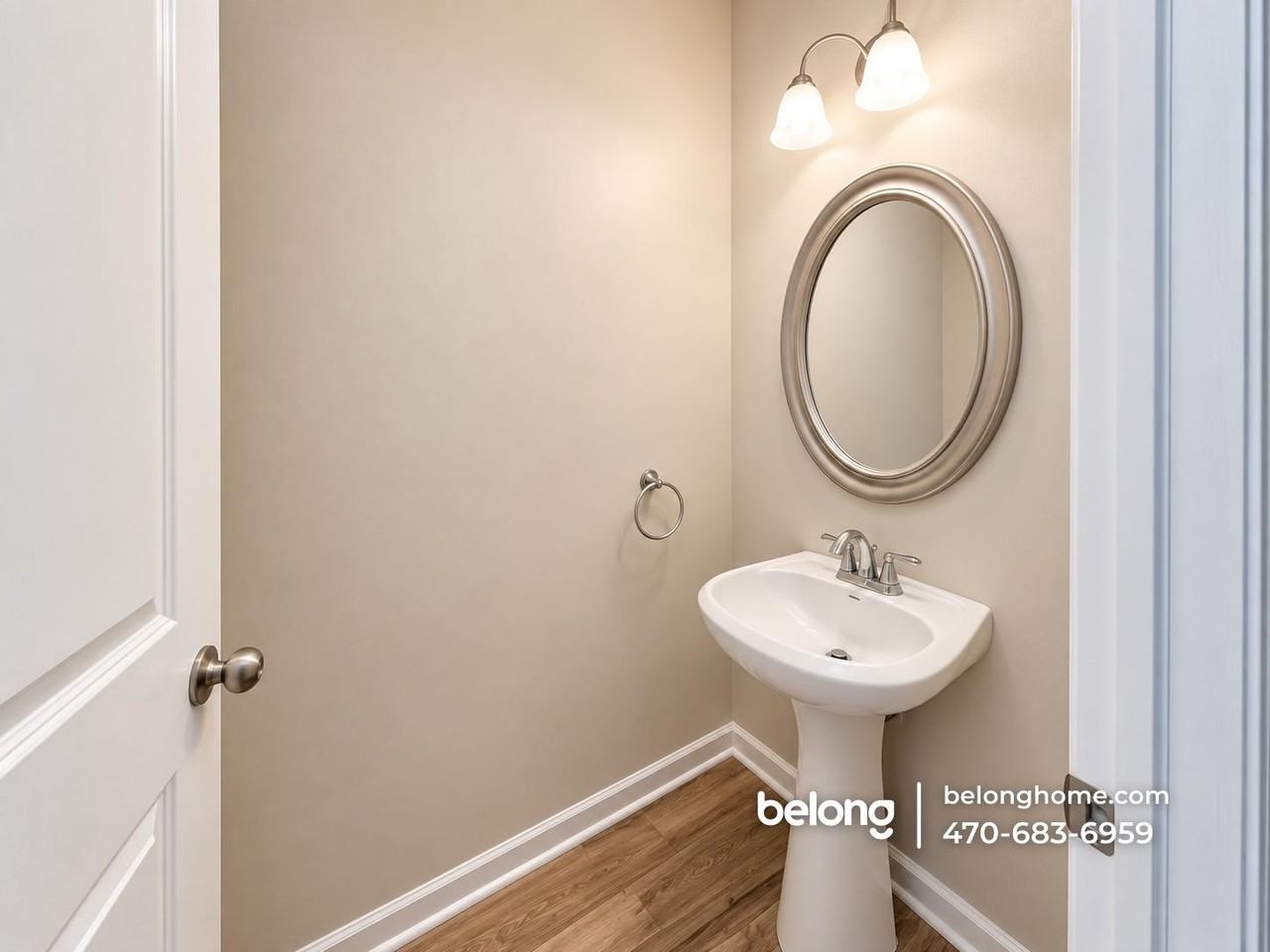96 Regent Park - Photo 3 of 8
