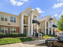 featured image of 2400 Huntscroft Ln