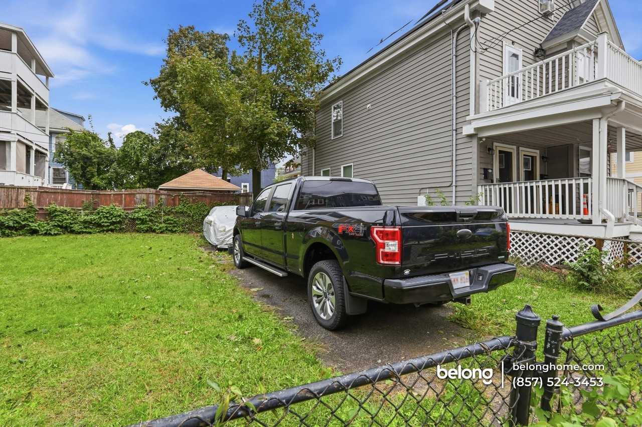 150 Glenway St - Photo 5 of 30
