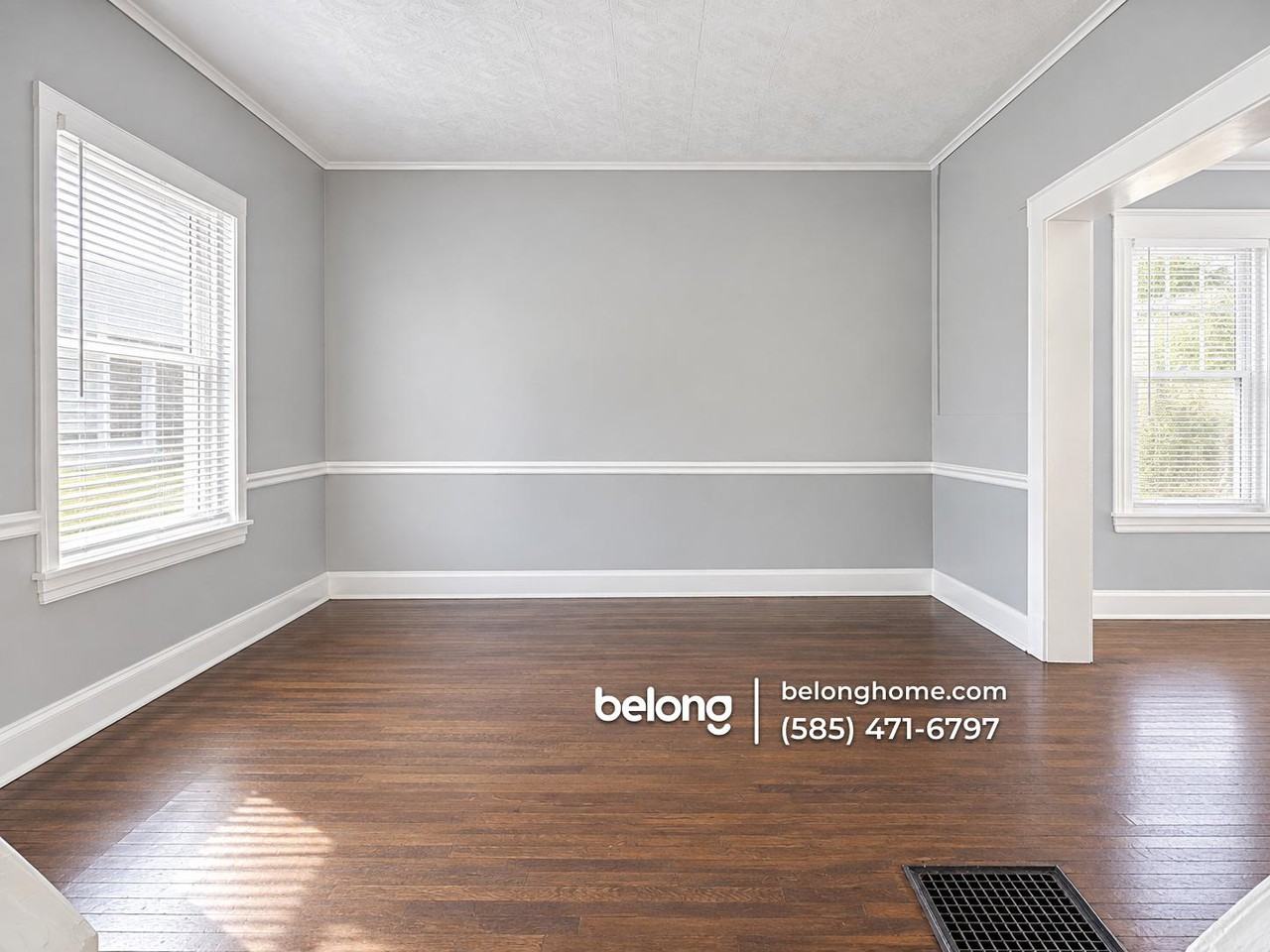 736 Parsells Ave - Photo 2 of 7