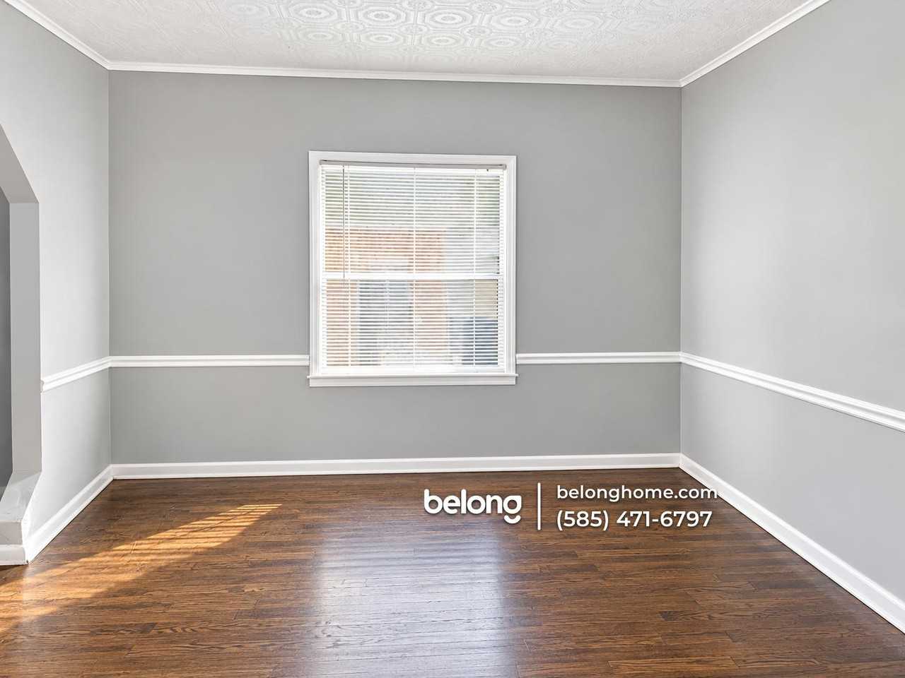 736 Parsells Ave - Photo 3 of 7