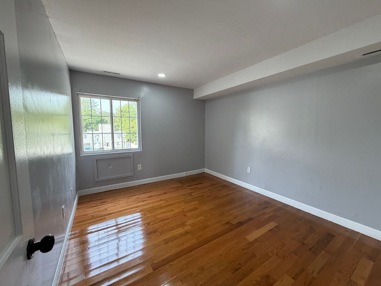 76 sherman - Photo 6 of 25