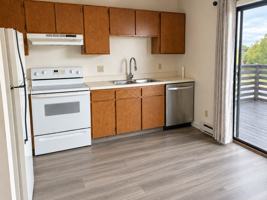 featured image of 1537 Westchester Sq E