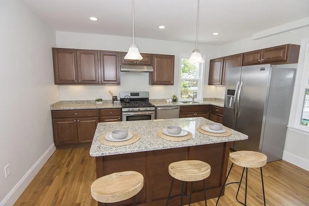 79 Thurston St #2 - Photo 3 of 14