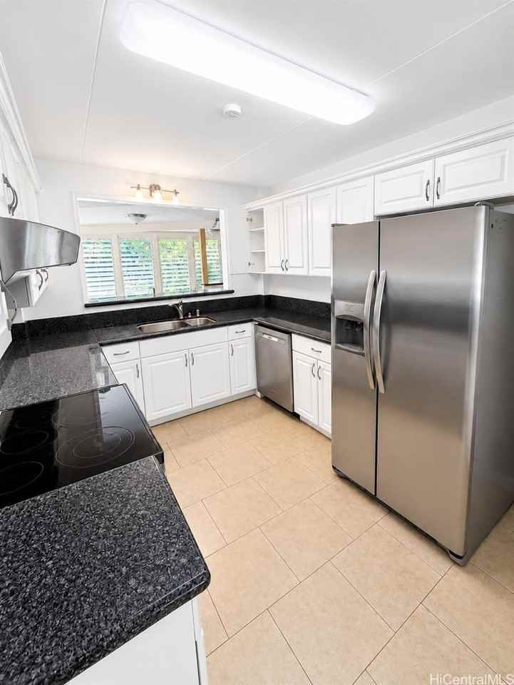 167 Makawao St - Photo 6 of 23