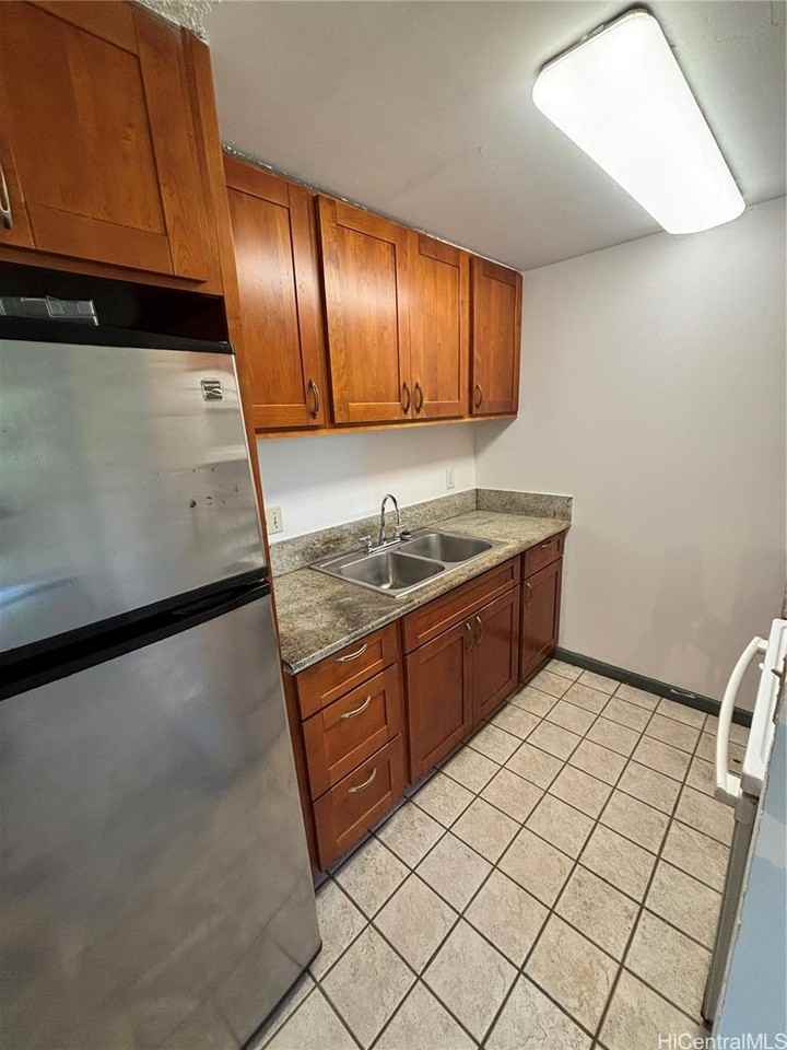 1720 Huna St #B414 - Photo 4 of 24