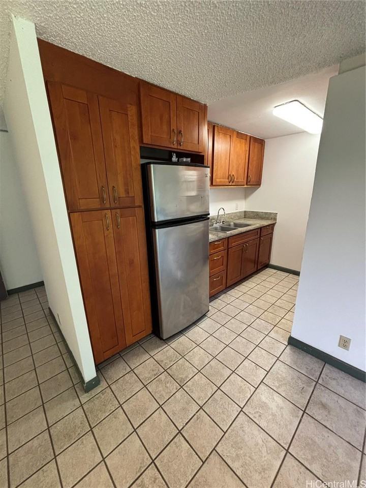 1720 Huna St #B414 - Photo 5 of 24