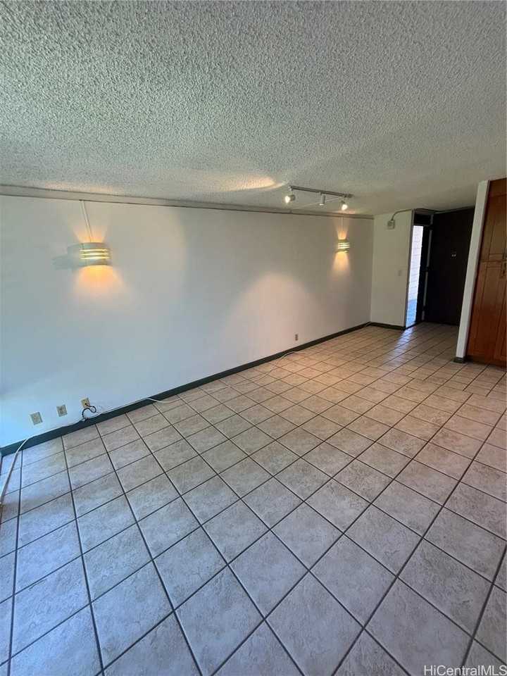 1720 Huna St #B414 - Photo 7 of 24