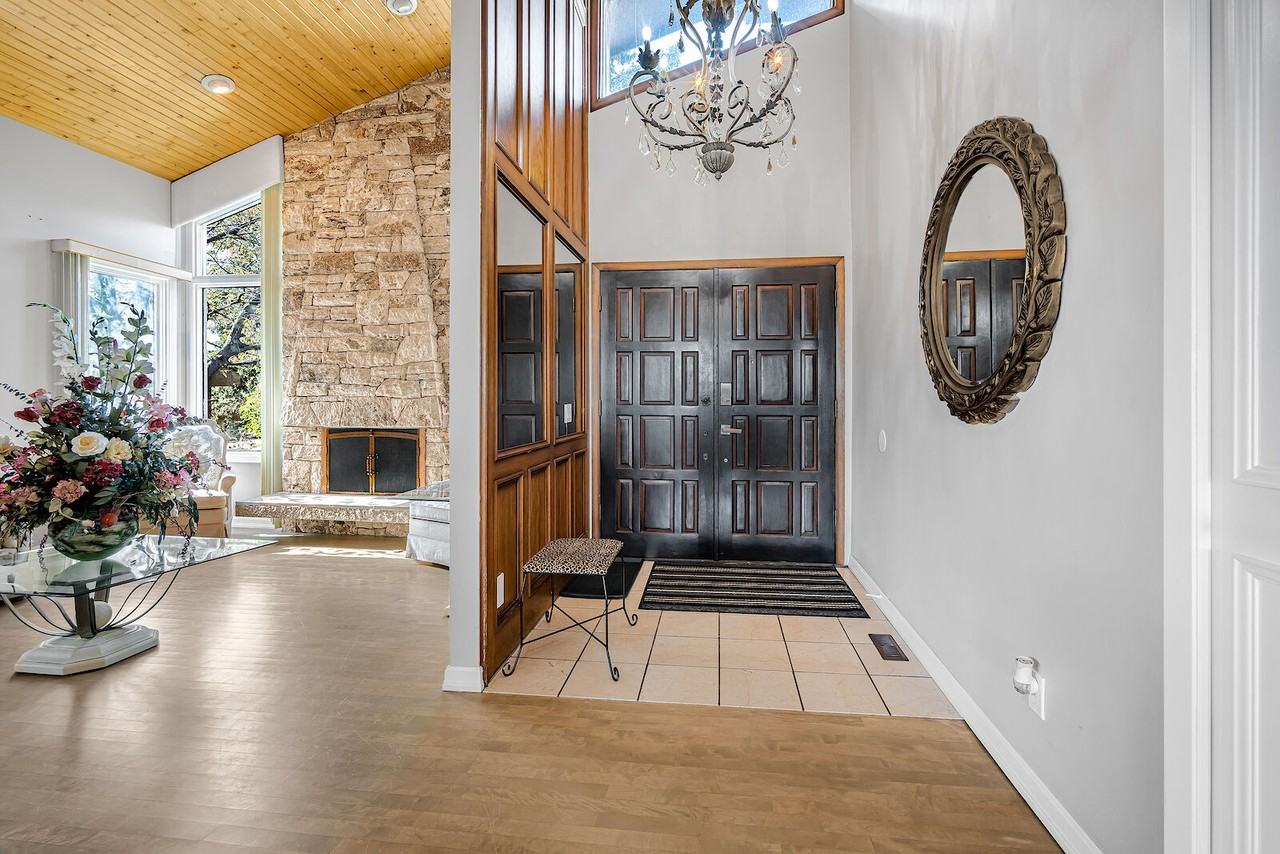 20 Edgemont Crt Nw - Photo 3 of 50