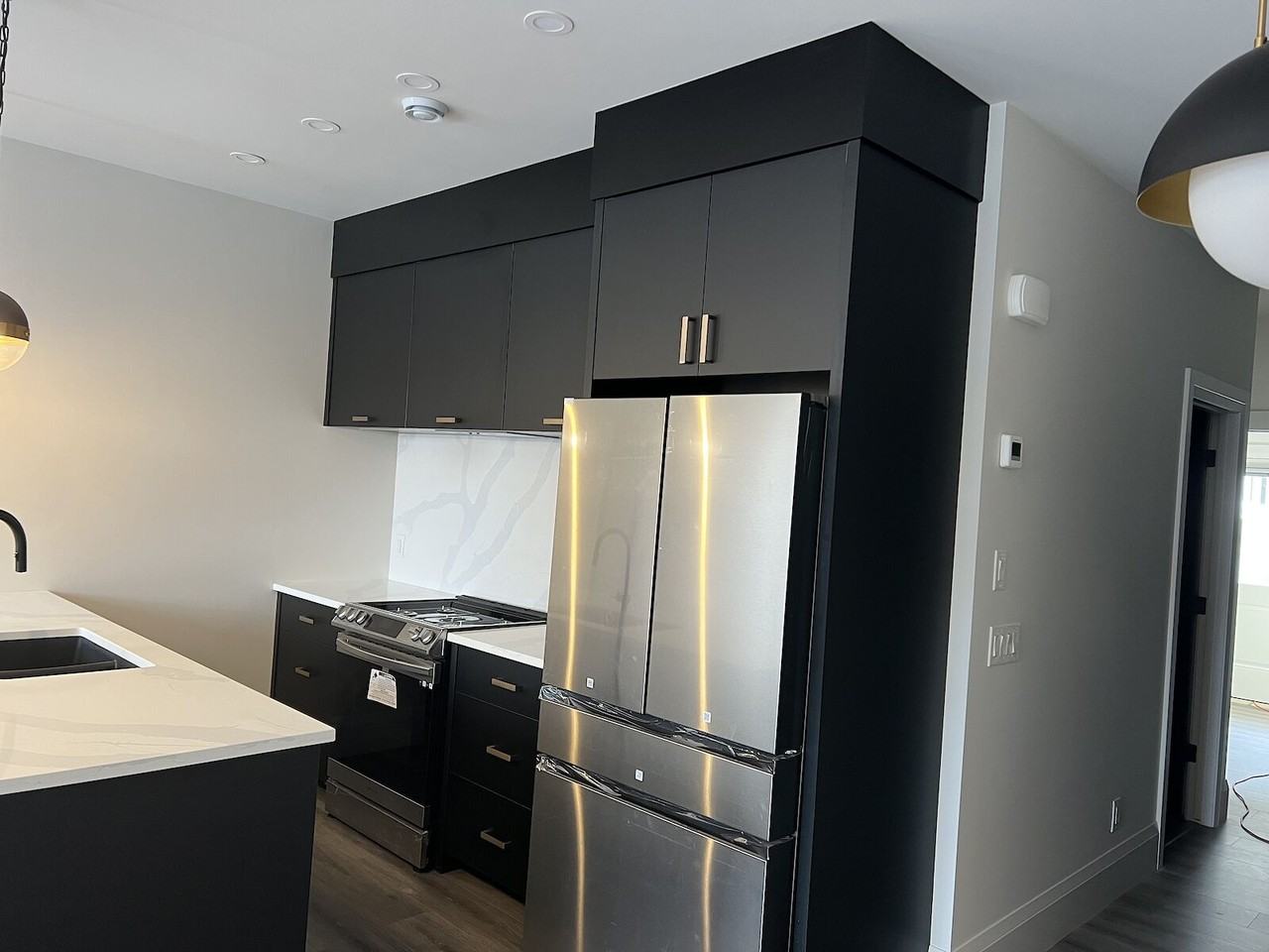 2131 21 Ave Sw - Photo 5 of 11
