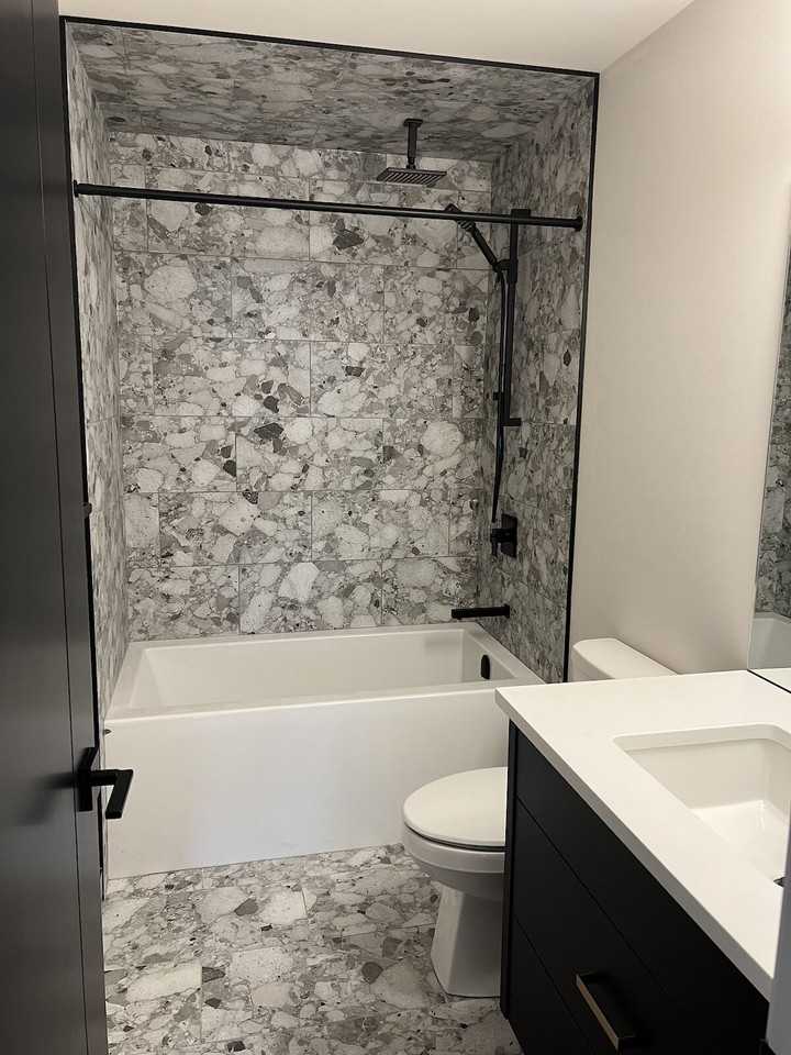 2131 21 Ave Sw - Photo 6 of 11