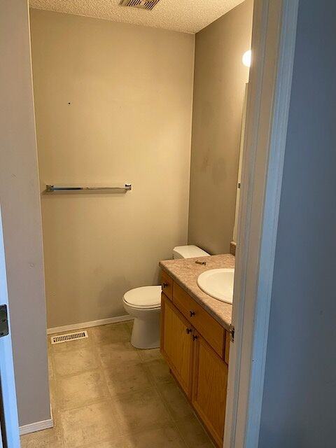 57 Ventura St - Photo 4 of 9