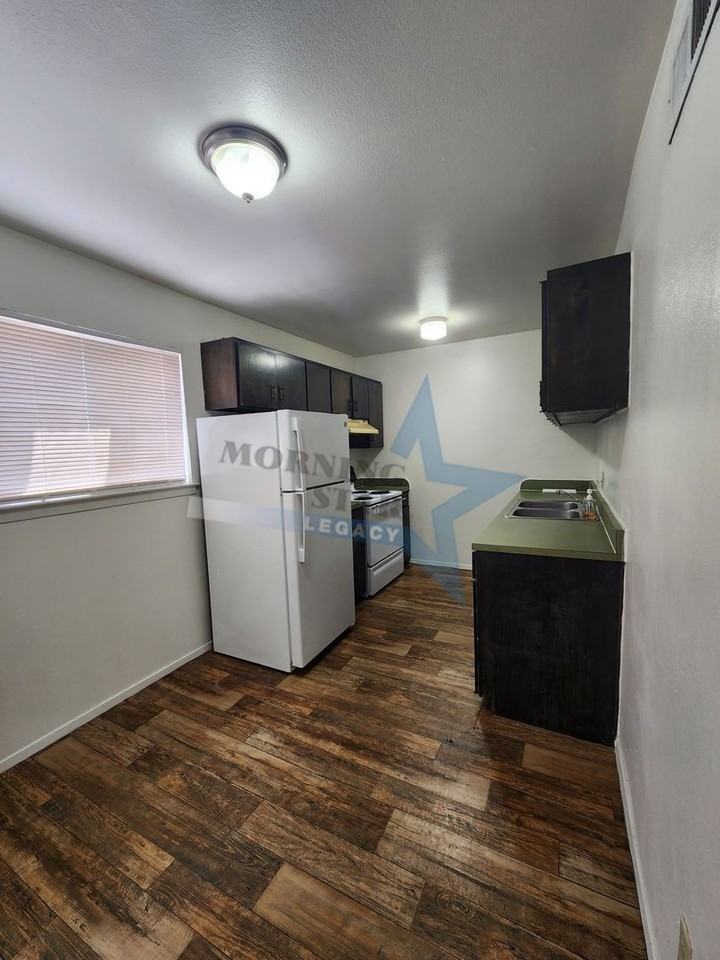 Puerta Del Sol Apartments - Photo 3 of 22