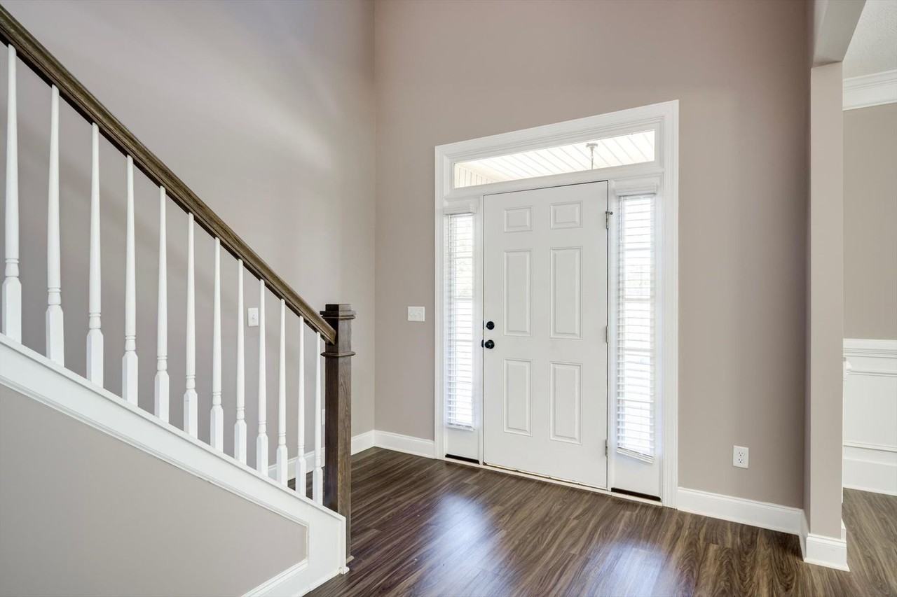 171 Caroleton Dr - Photo 3 of 47