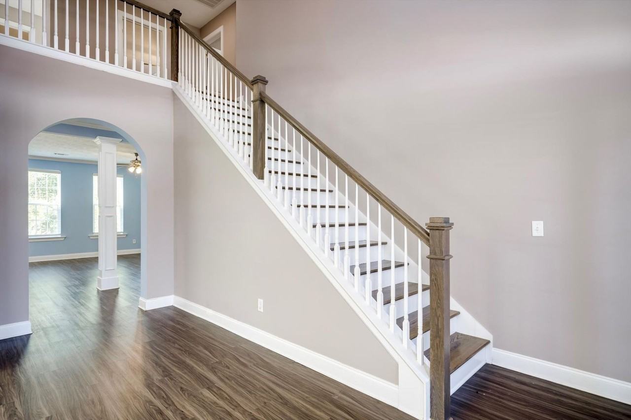171 Caroleton Dr - Photo 4 of 47