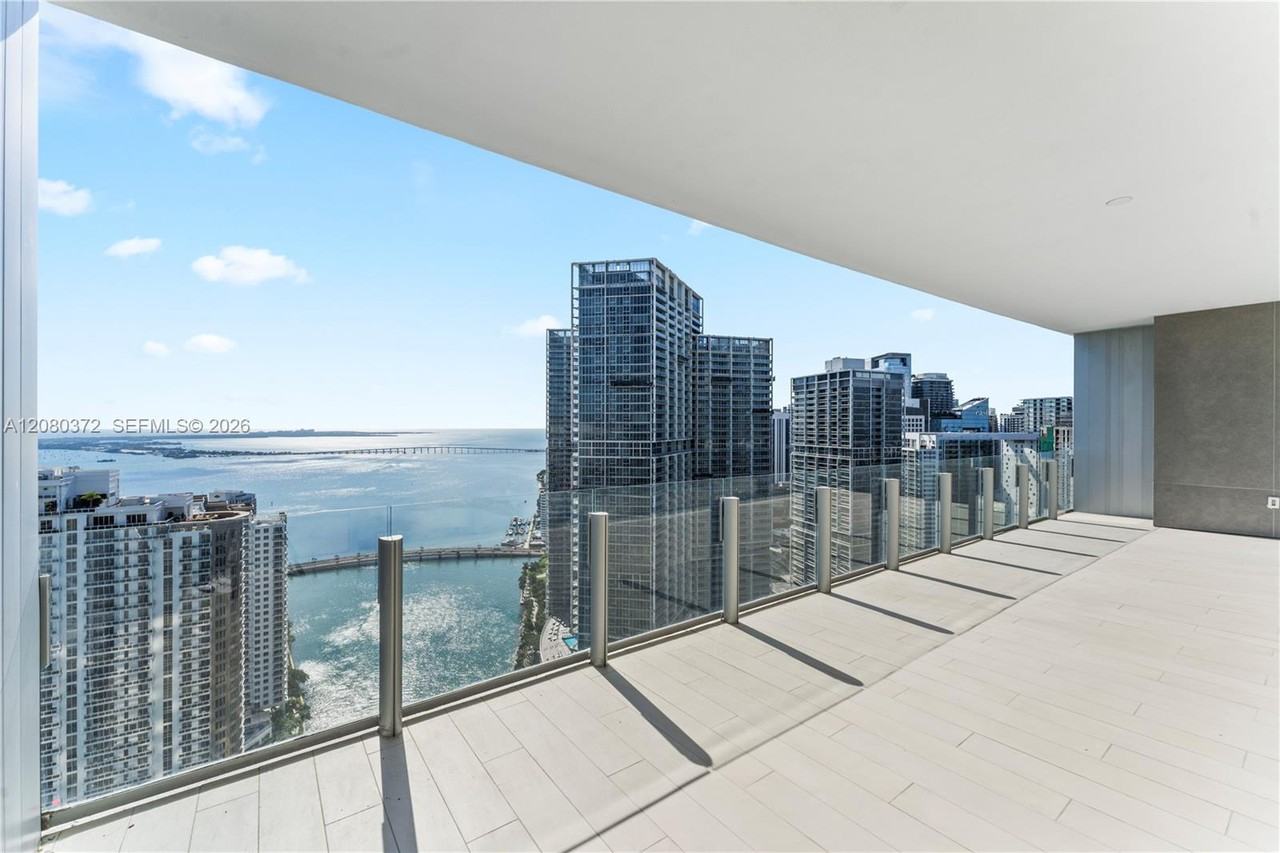 Biscayne Blvd Way & SE 2nd Ave - Photo 5 of 16