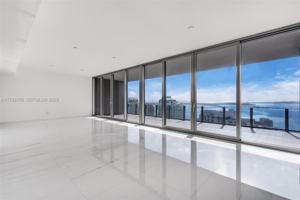 featured image of Biscayne Blvd Way & SE 2nd Ave
