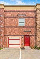 featured image of 10 Ne 7th St #10